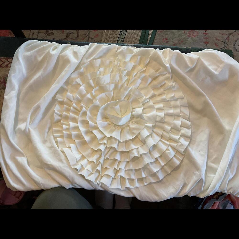 Lush Elegant Ruffled White Rose Pillow Shms (2)